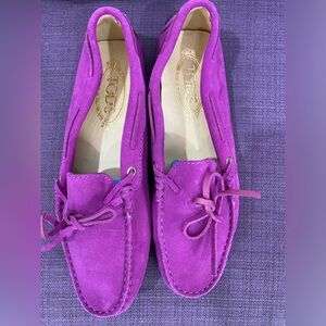 TODS Gommino purple leather suede Size 8 Euro 38